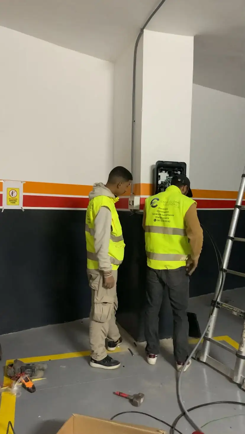 Bornes de recharge VÉ professionnel à Marrakech et Tamansourt